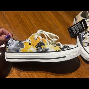 Converse Tie-dye Size 5 All Star